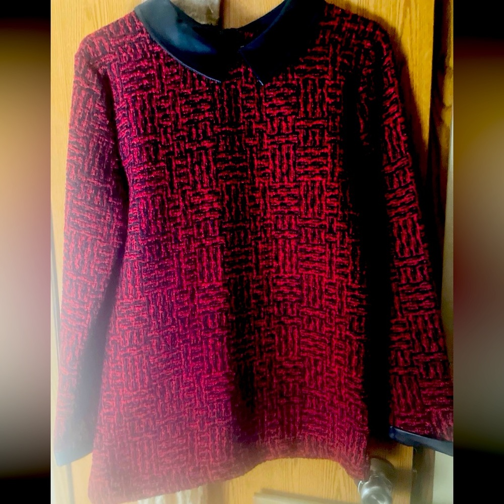 Fashion classic cute leather collar sweater
